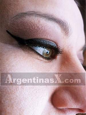 INDY | 2615 15-372-065 | Escorts mujeres en Mendoza y acompañantes de ArgentinasX.com